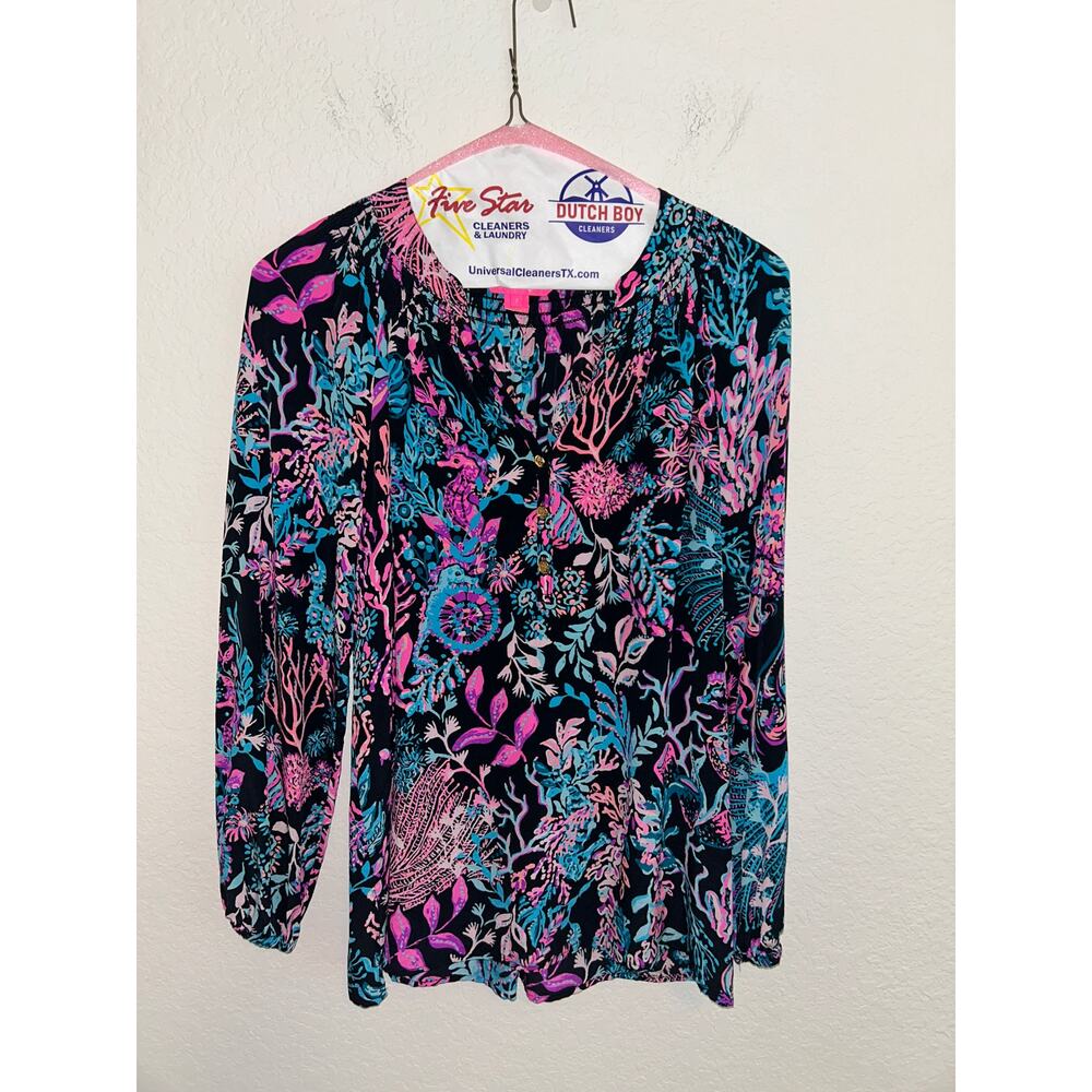 Lilly Pulitzer Elsa Top in Onyx Twilight Coral Sz Small